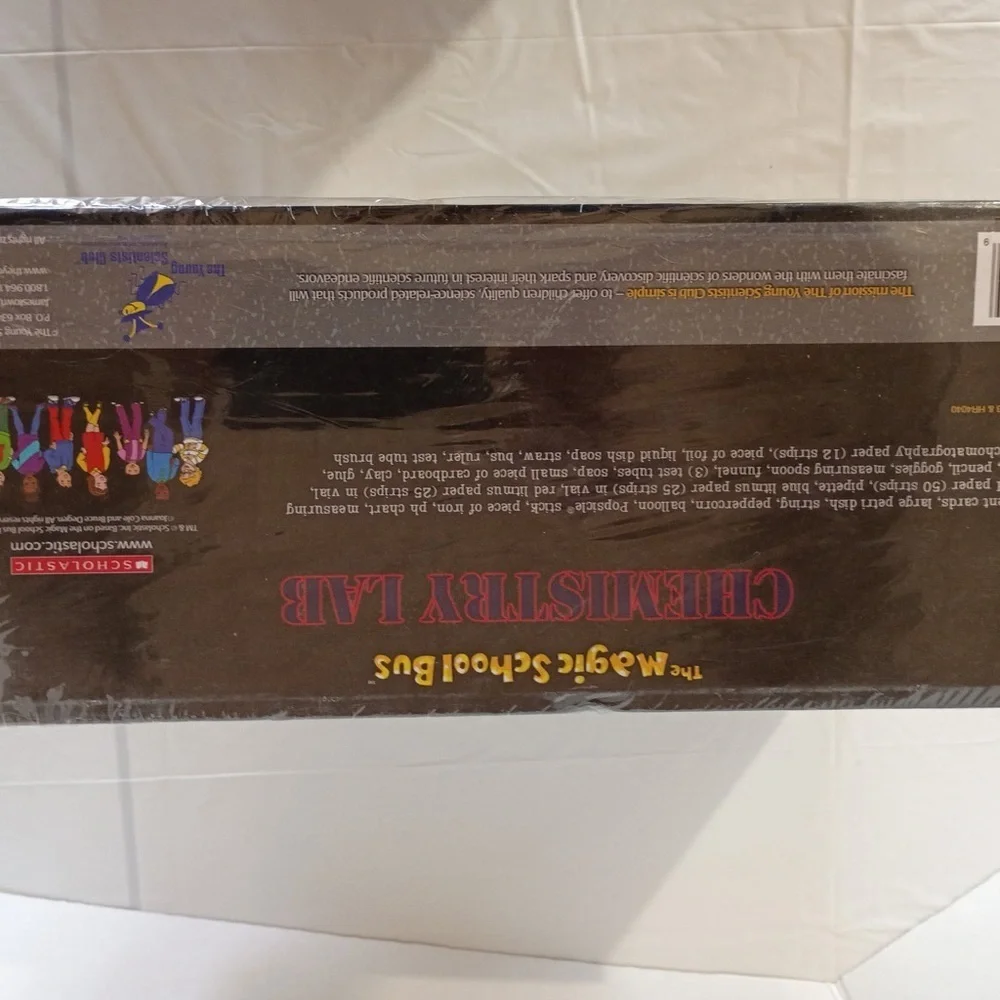 Magic School Bus Chemistry Lab Science Kit 50 Experiments Young Scientists Club